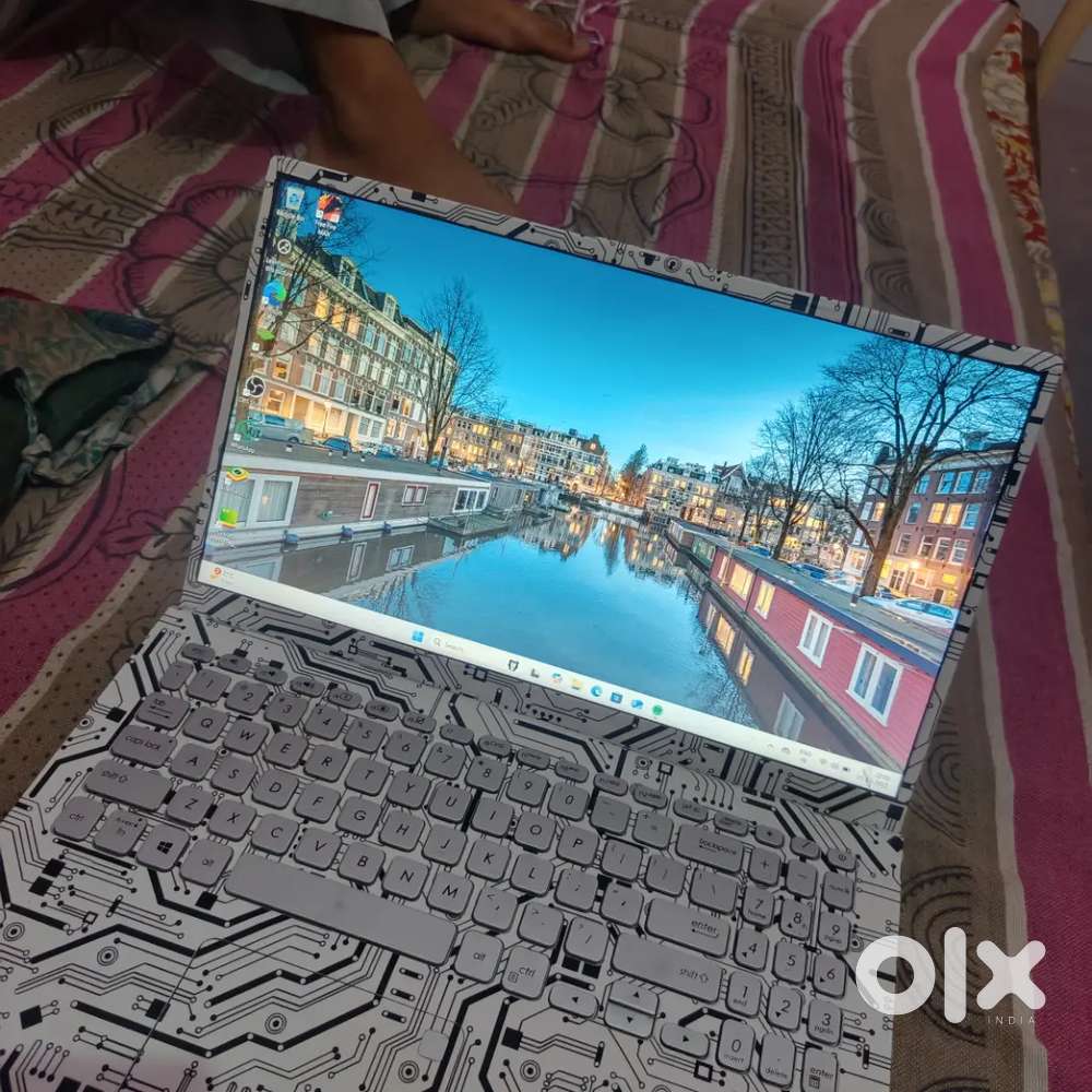 Asus vivobook 15