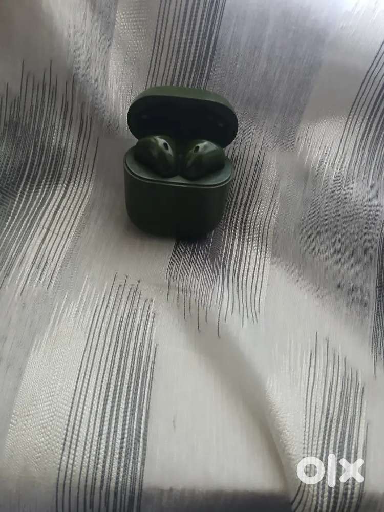 Earbuds realme