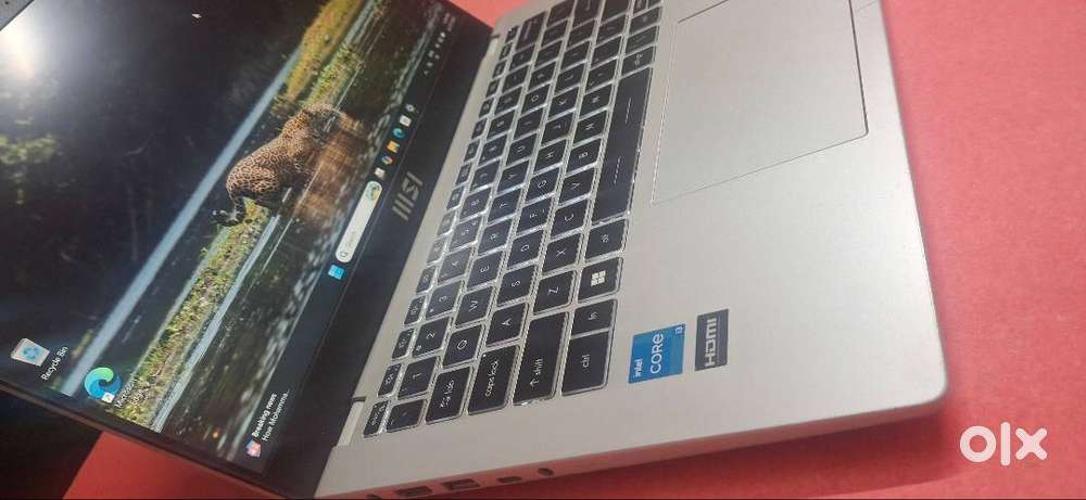 DELL-Core-i3,256SSD-8GB Graphic, 15.6 Screen-Windows-10 Legal  Model: