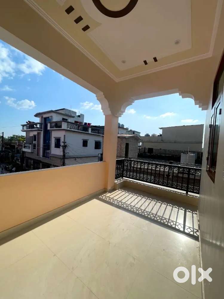 Family & Student-Friendly Rooms Available in Calm Area