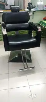 BEAUTY PARLOUR CHAIR & BEAUTY PARLOUR BED