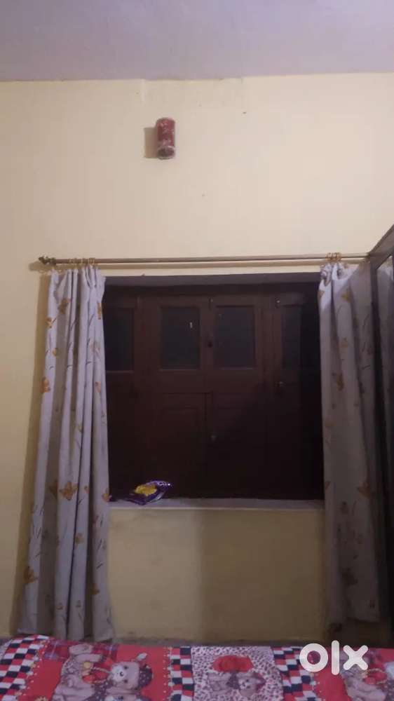 One room with marble finish only for girls