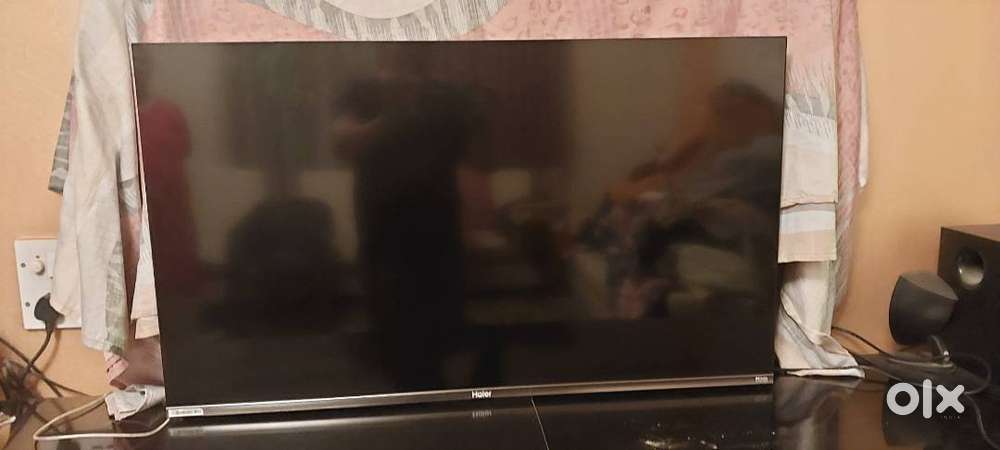 Brand New Haier TV 43 QLED