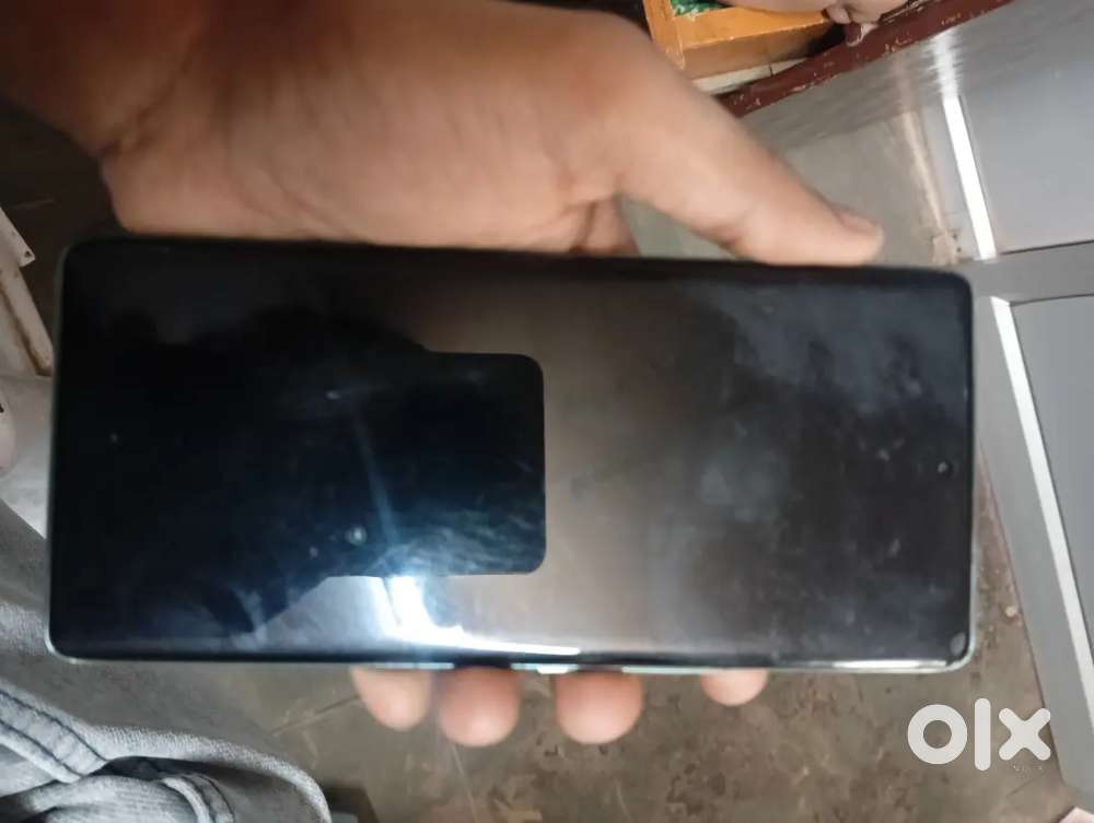 Vivo Y300+
