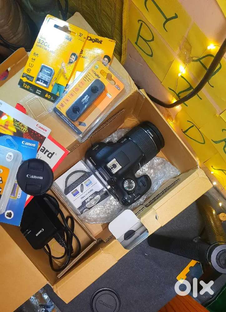 DSLR Canon camera, Good Condition, No problem in camera and lens.