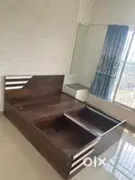 NEW STORAGE BED QUEEN SIZE