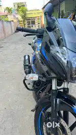 Selling pulsar 220F