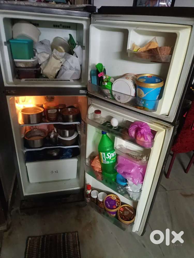Whirlpool refrigerator double door