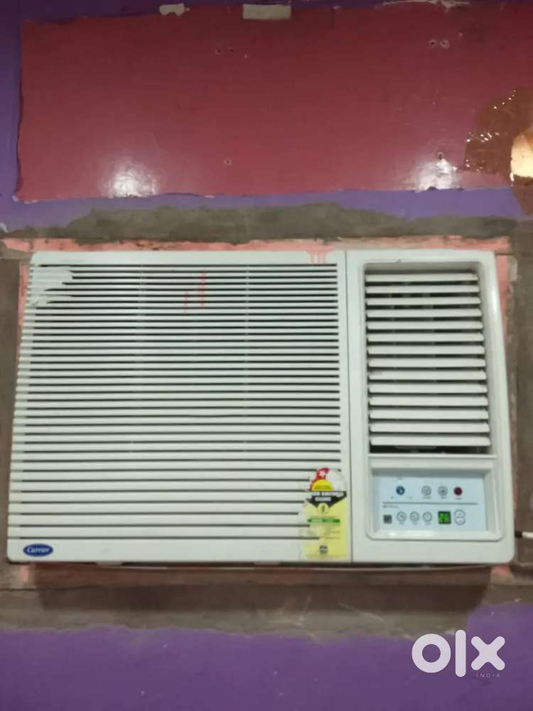 Windo ac new condition mai 2.5 year old
