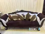 7 seater sofa with table