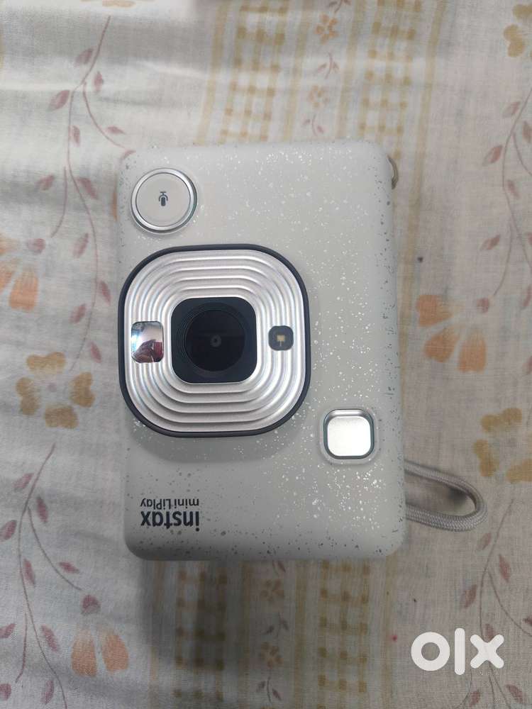 Instax mini LiPlay with free 10 printing paper