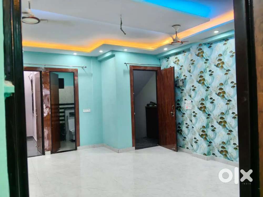 2bhk flat Park facing Balaji enclave space 75 guj