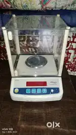 Gold smith weighing scale