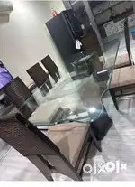 Dining table for sale..