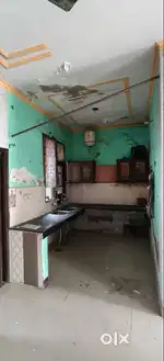 2 BHK FLAT DREAM HOMES TOP FLOOR (ONE ROOM ON ROOF) 100 GAJ