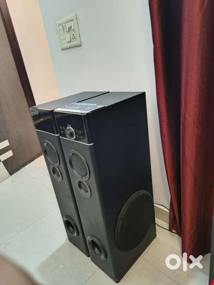 Philips tower speaker