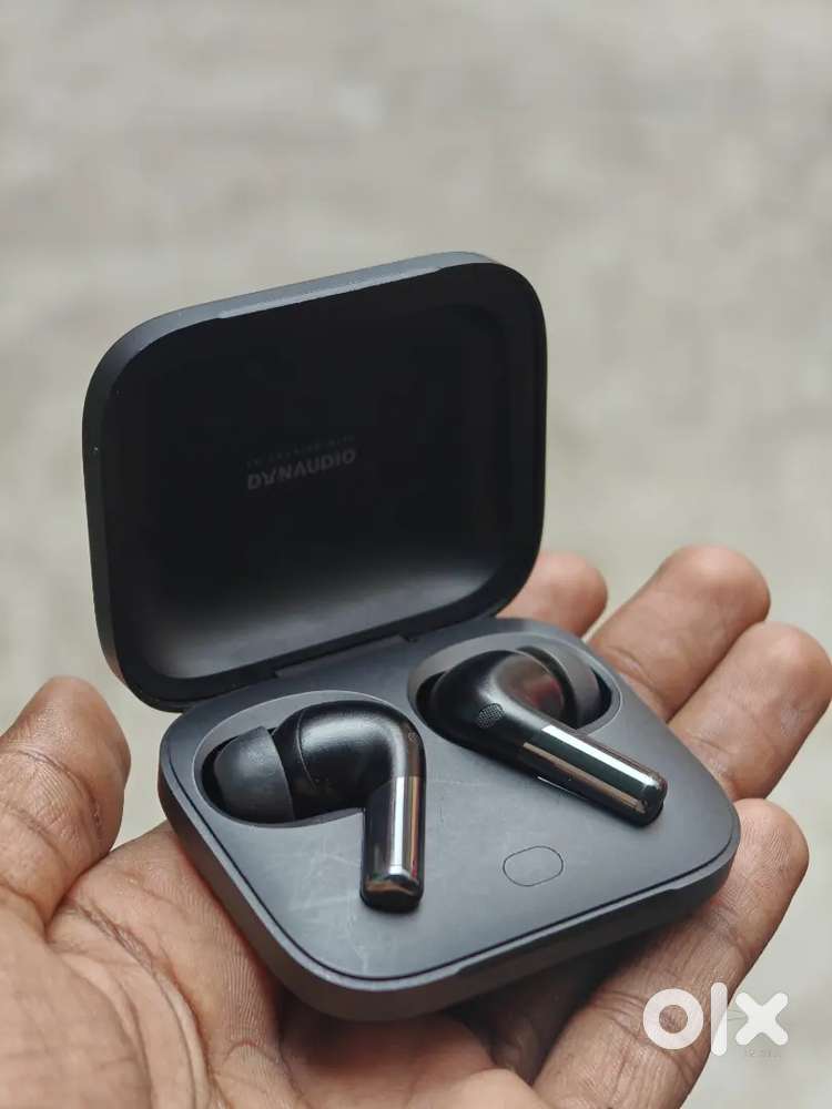OnePlus buds pro 2 in great condition
