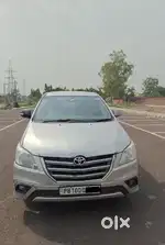 Toyota Innova 2012 Diesel 183000 Km Driven