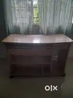 Computer table for sale