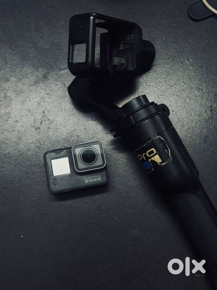 Go Pro Hero 5  And Karma Grip ( can take  single if want )