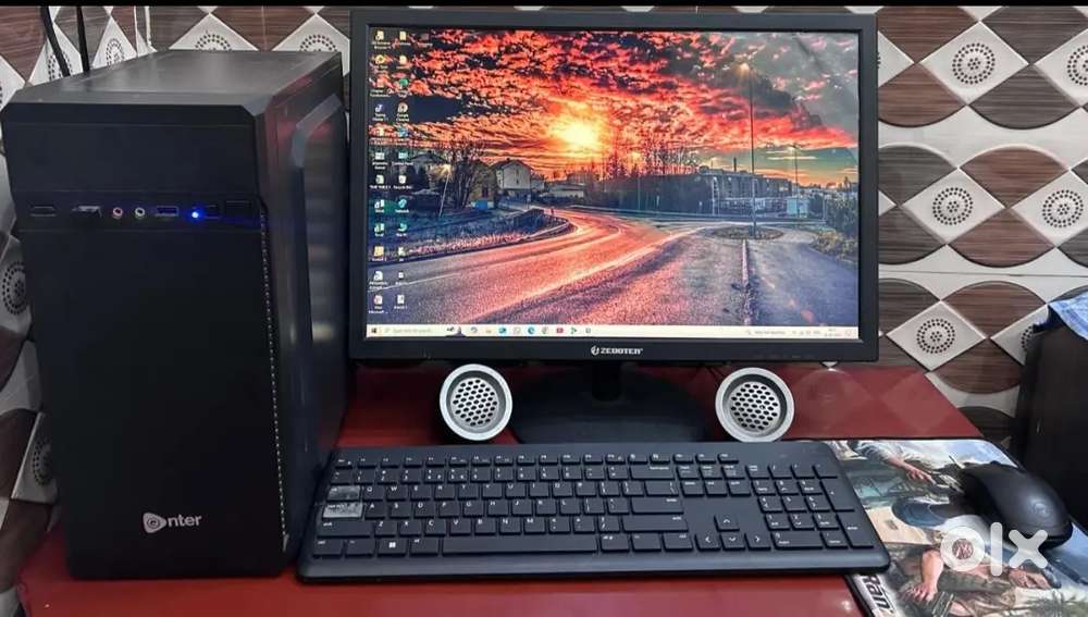 Good condition (personal computer on sale) 8 GB ram, Window 10
