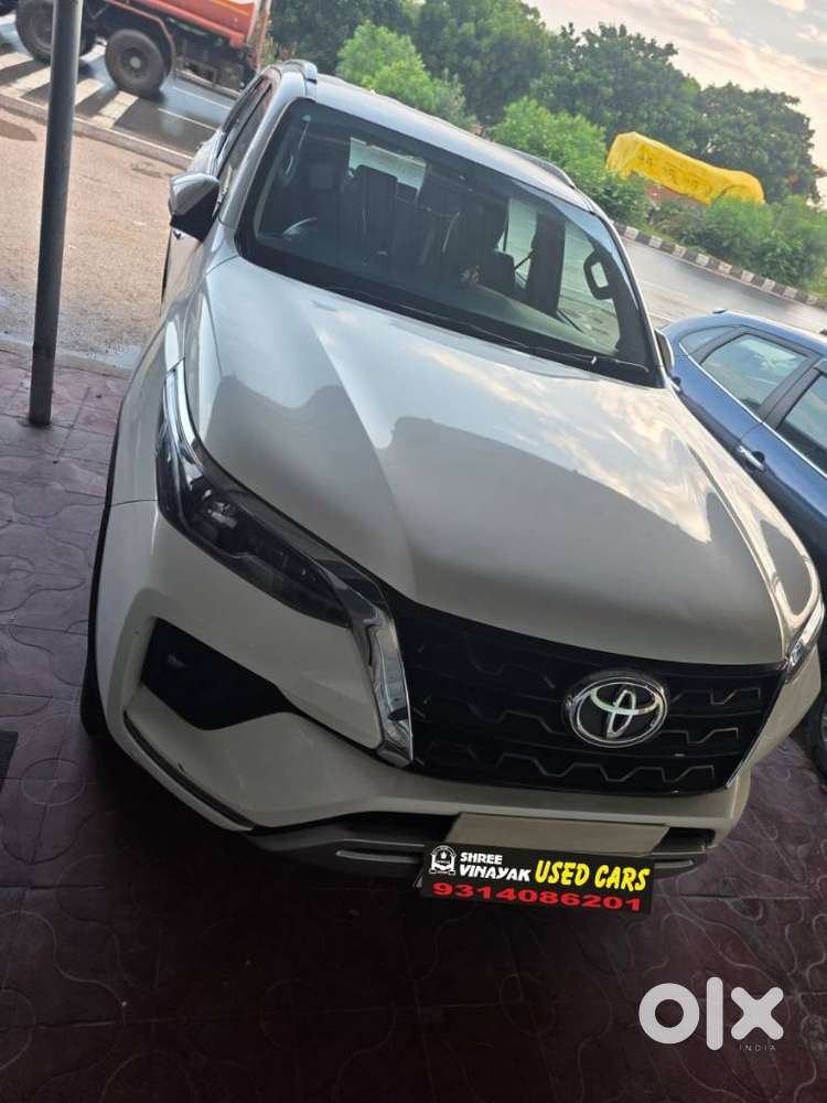 Toyota Fortuner 3.0 4X2 MT, 2023, Diesel