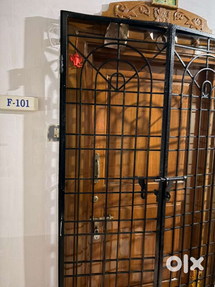 3bhk house eastfacing with spacious balcony and car parking