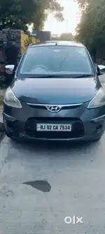 Hyundai i10 car
