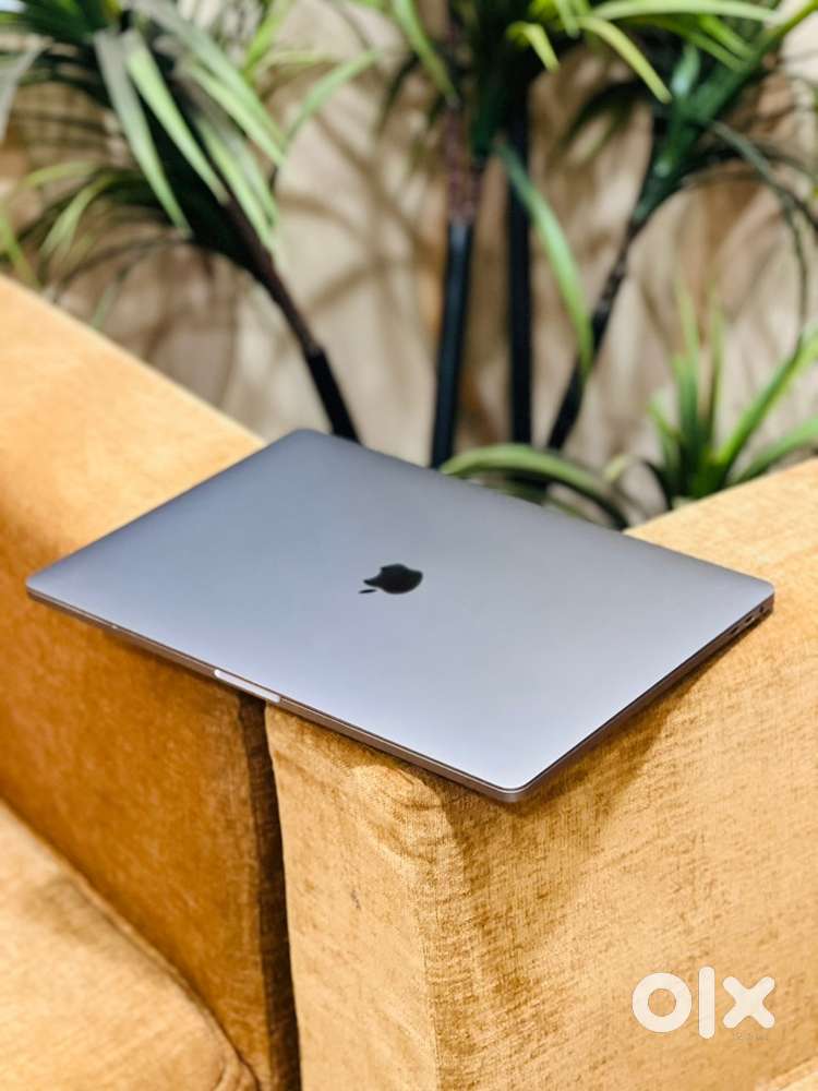 Apple MacBook Pro 16 inch less cycle count 269– Excellent Condition!