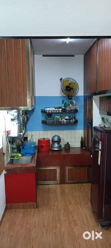VENNALA GROUND FLOOR 3BHK FAMILY/BACCHELORS ALLOWED