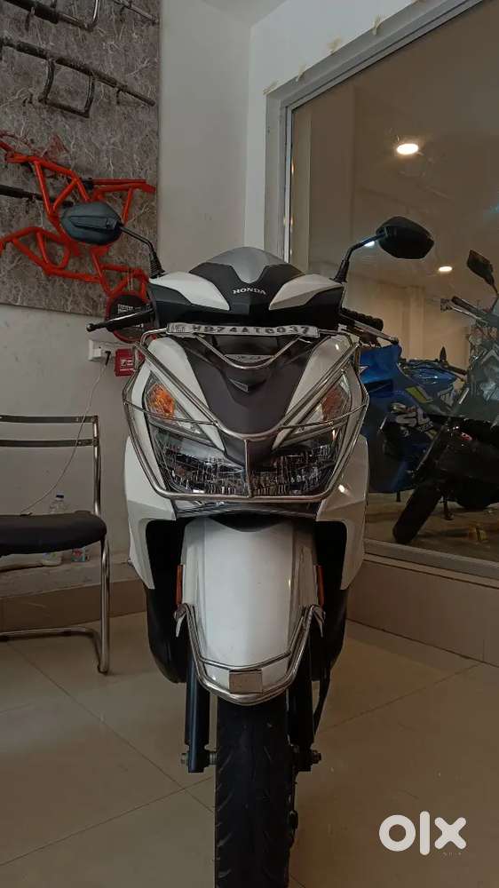 VERY WELL CONDITION HONDA GRAZIA 125 MODEL OF 2018 LAST WITH ALL PAPRS