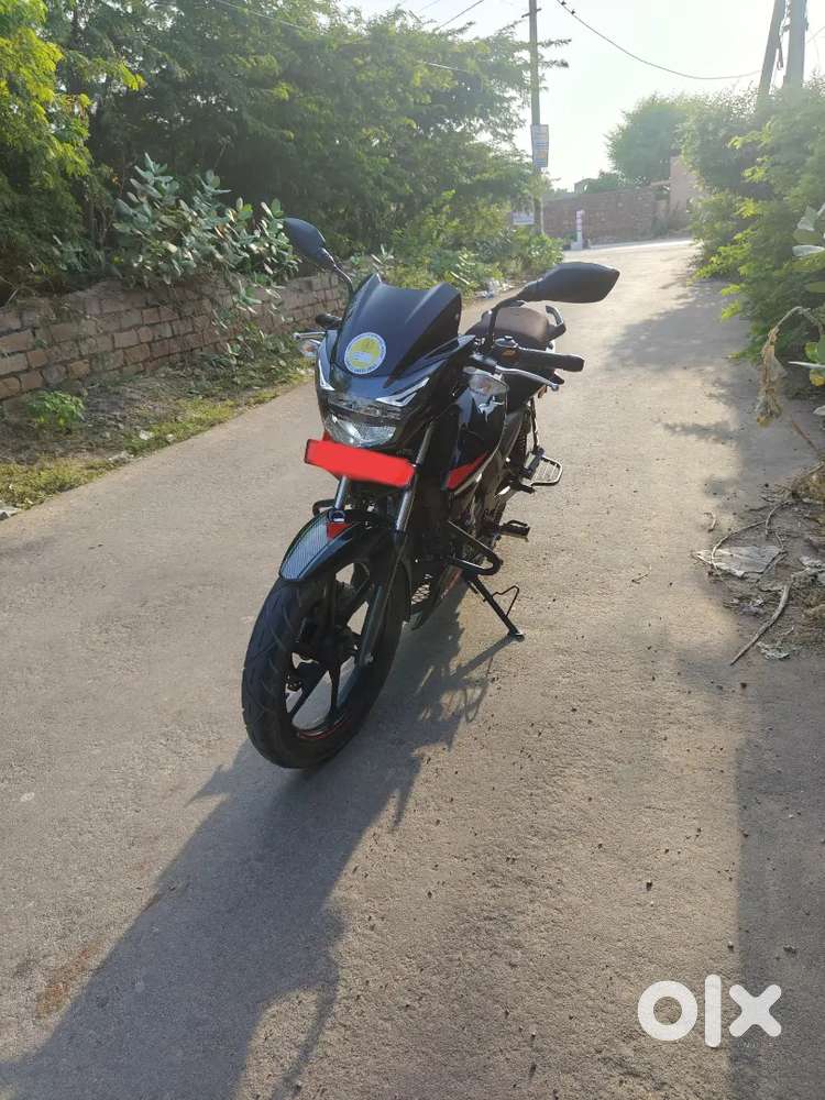 TVS Apache RTR 160 2V (Dual Disc)