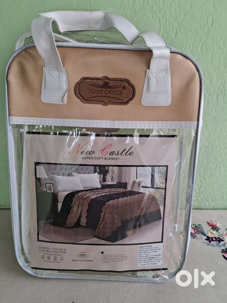 2 Brand New super soft Blankets single & double