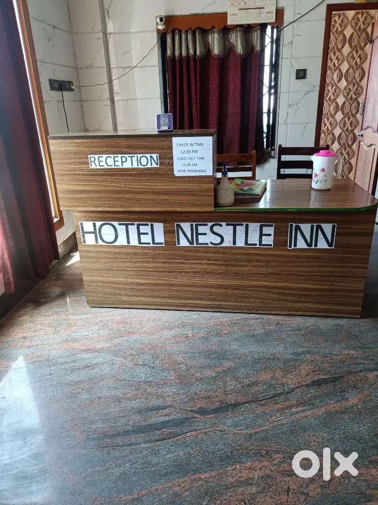 Need receptionist(boy)