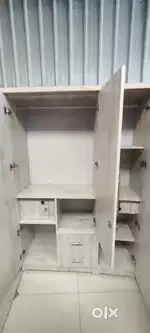 3 door wardrobe direct from manufacturers