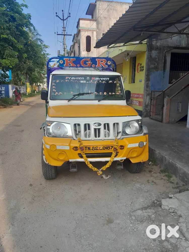 Mahindra bolero maxi truck plus