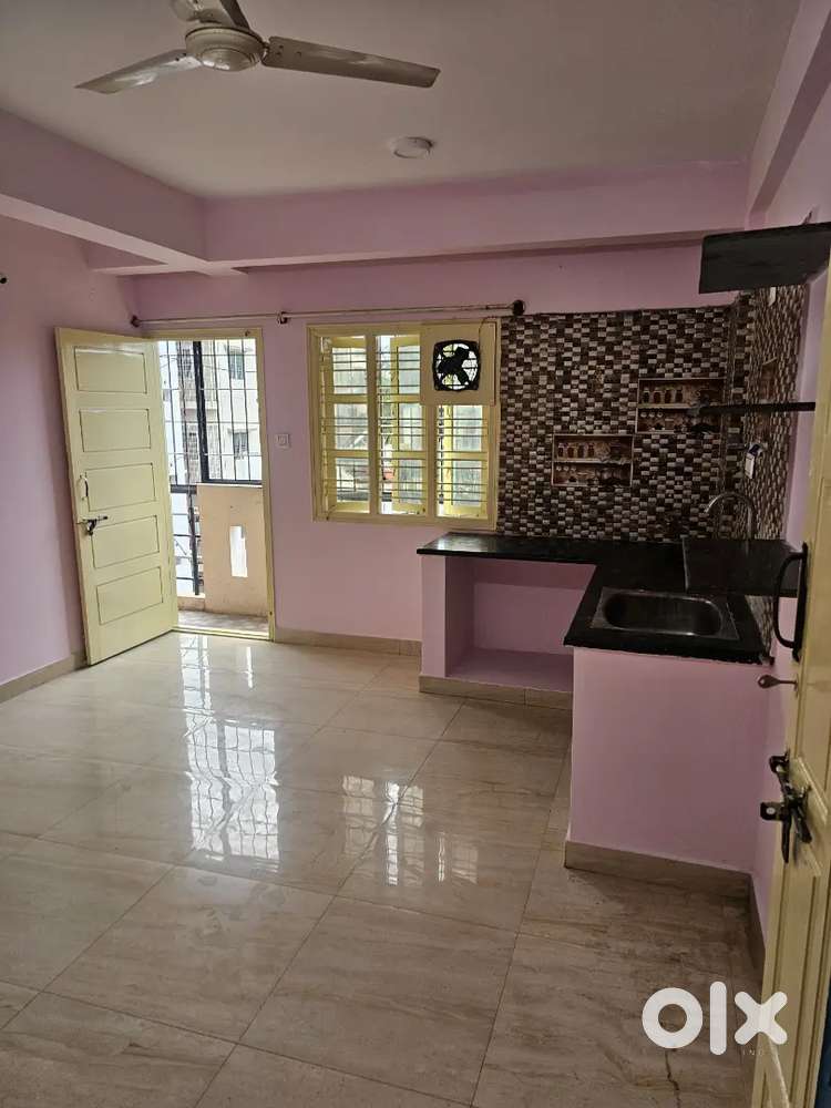 1BHK Avilable for Bachelor only