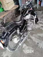 साफ गाड़ी हैं कोई कमी नहीं है।