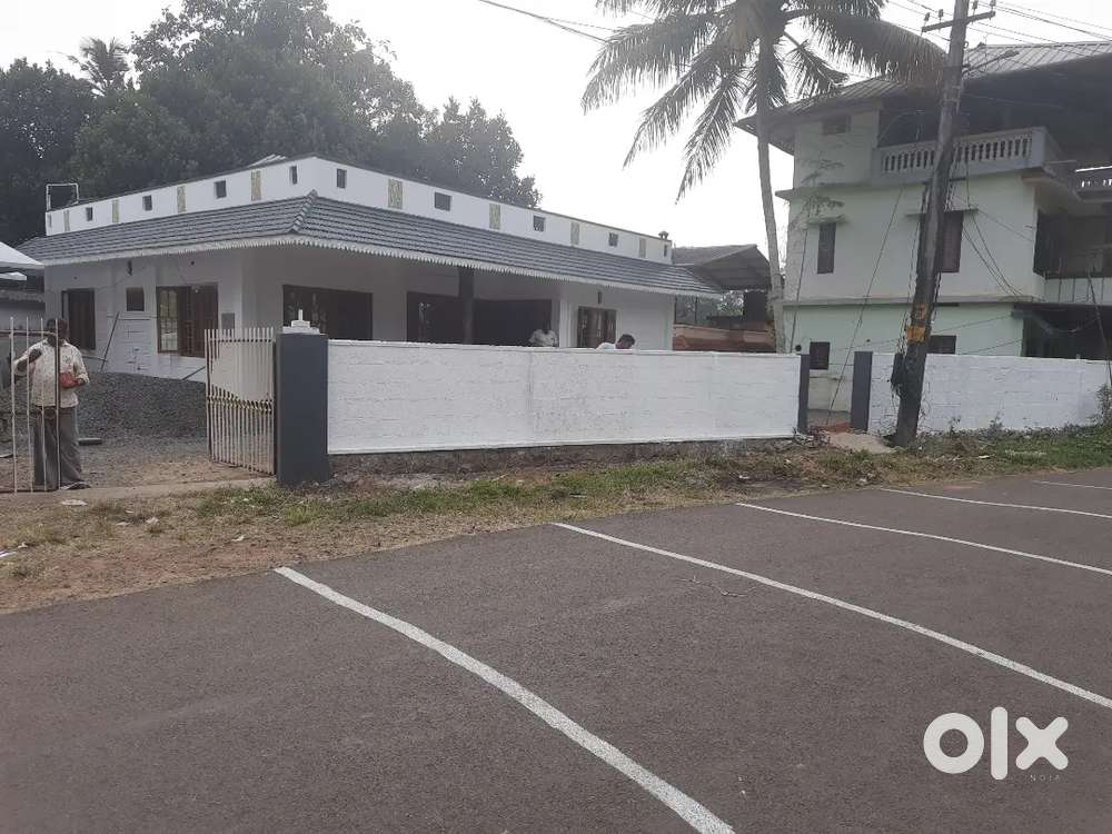 Houses plot in karukachal kottayam