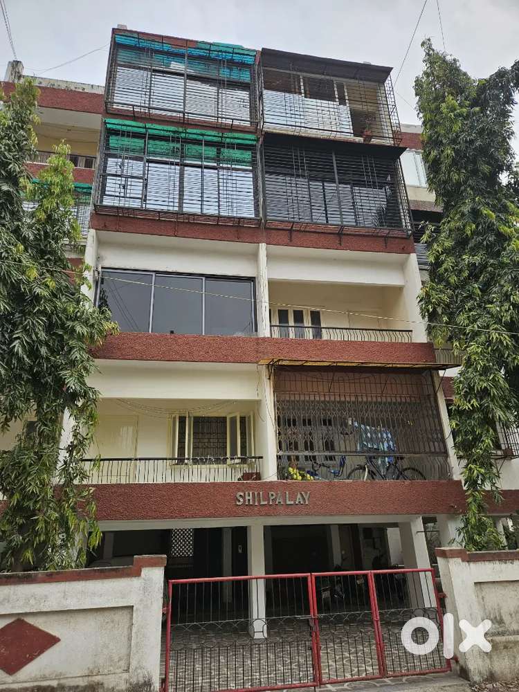 3 BHK flat in prime location near pragji tower
