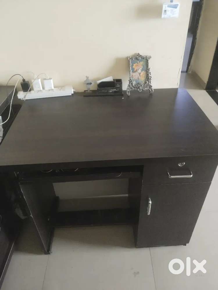 Computer Table