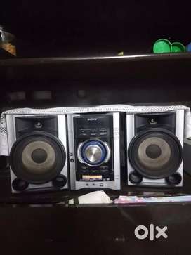 Sony Mhc gzr5d speaker