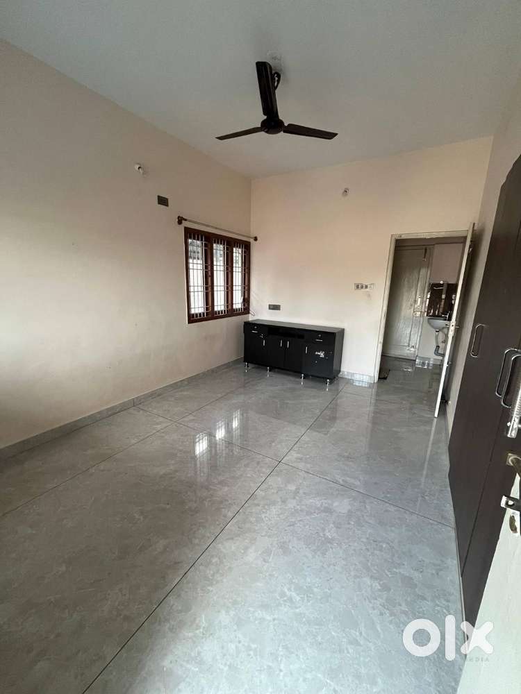 2BHK HOUSE IN  KUVEMPU NAGAR    FOR LEASE