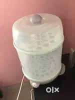 Baby bottle steriliser
