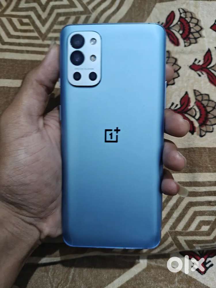 One plus 9r 8/128