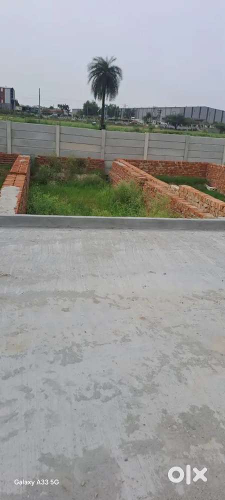 50 gaj ka plot for sale