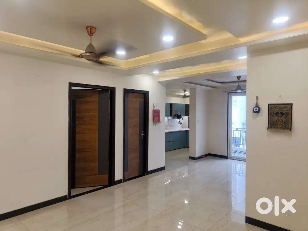 3 BHK SEMI - FURNISHED LUXURIOUS FLAT FOR RENT - VAISHALI EXT, JPR