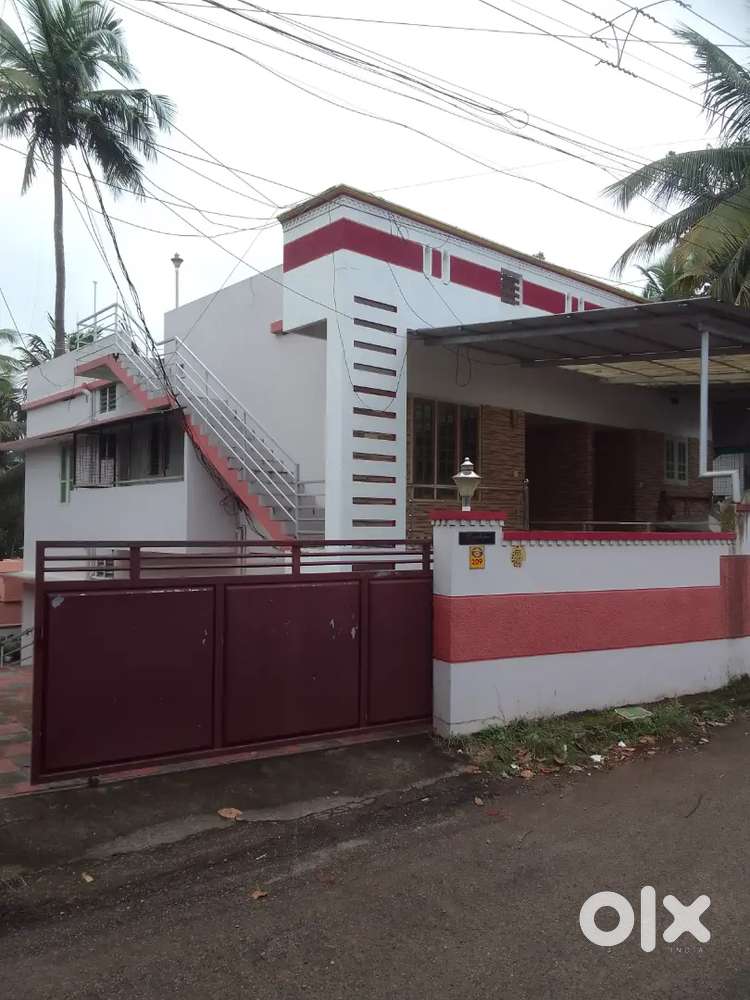 2BHK Apartment for rent near KSEB Substation, Punnakkamugal, Thirumala