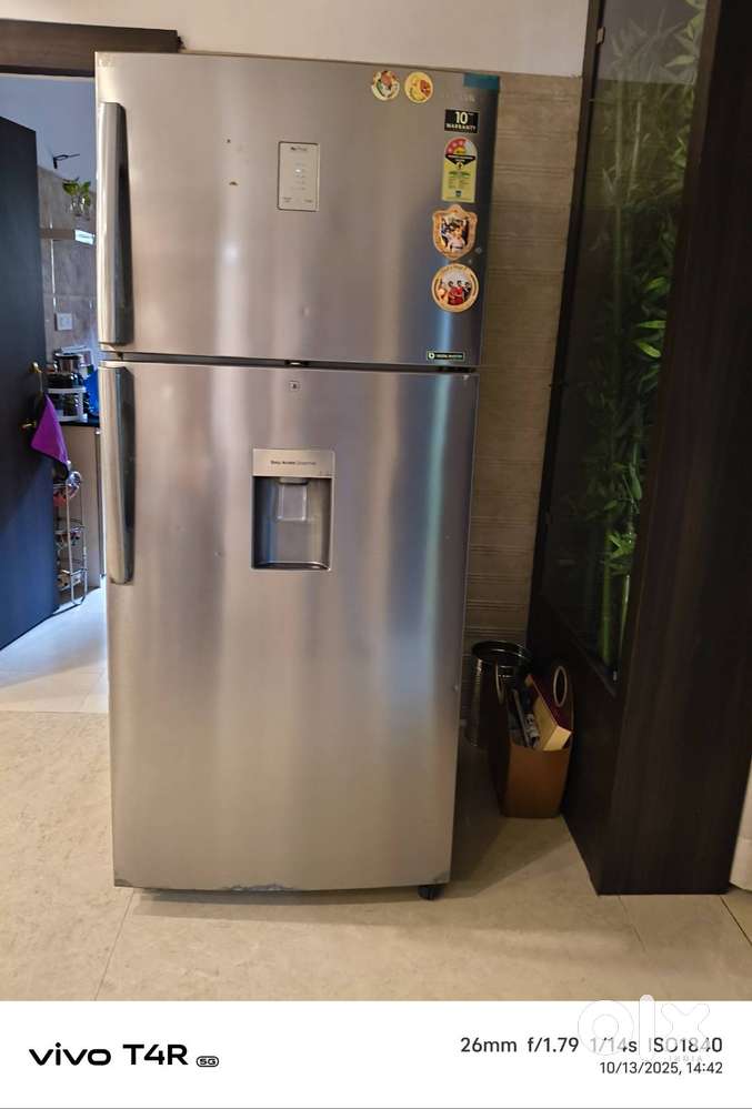Double door fridge