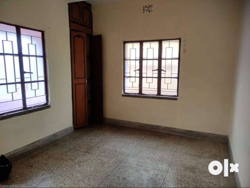 1bhk (400sqft) flat available for sale @ 11 lakhs in Baguiati